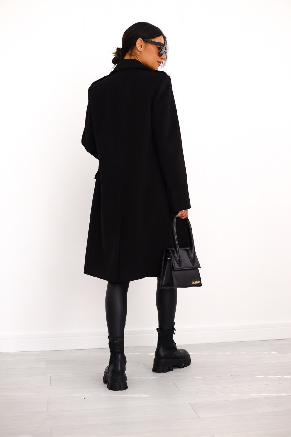 Lune London | Coat - Double-breasted - Wool blend - Tailored fit - Classic width lapels