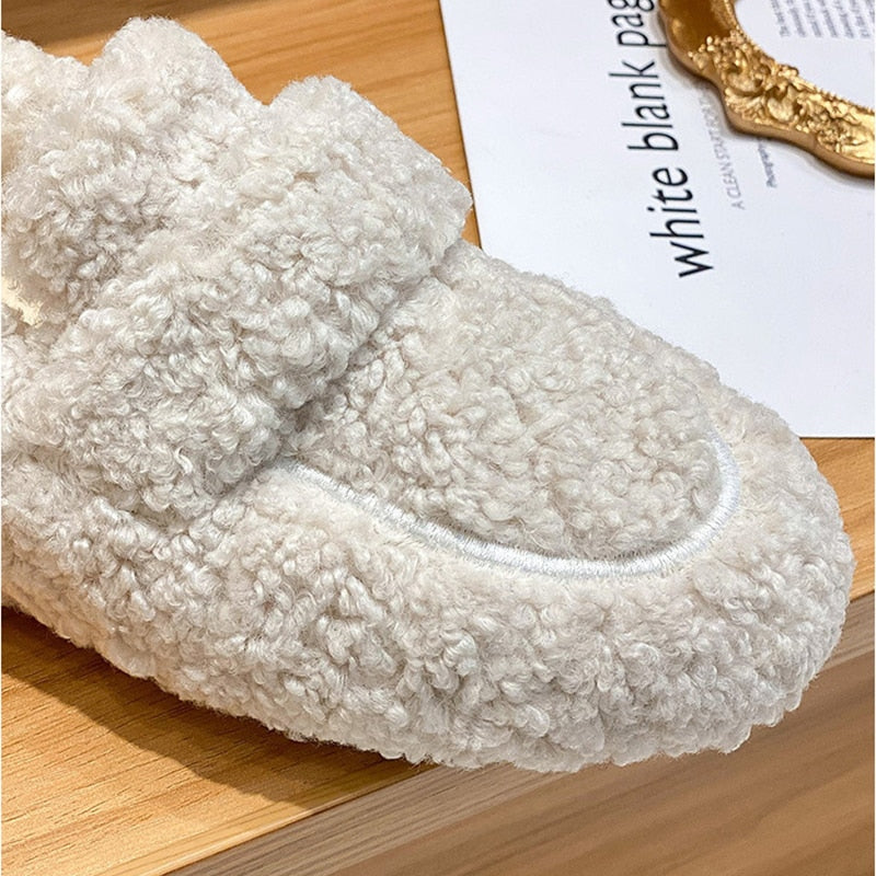 Lune London | Plush Slippers