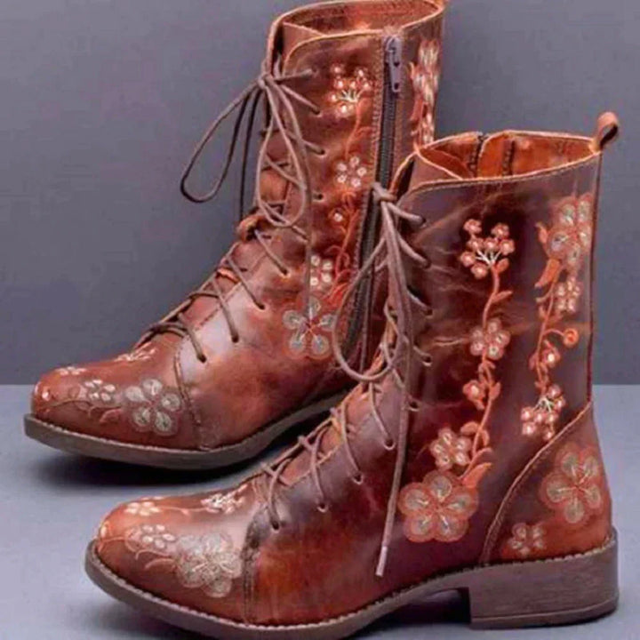 Lune London | Retro Boots with Ethnic Embroidery