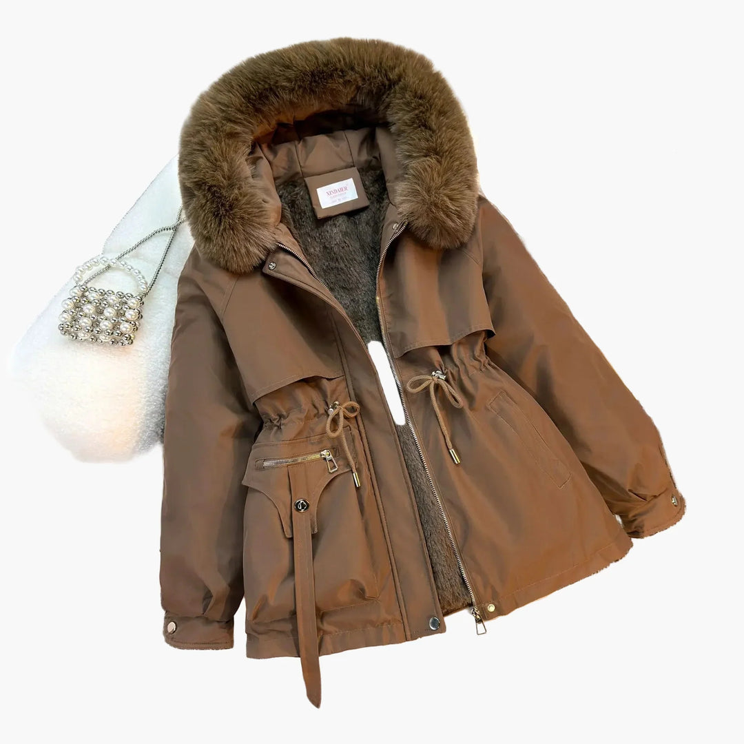 Lune London | Winter jacket with hood and faux fur collar - Elegant parka for cold days