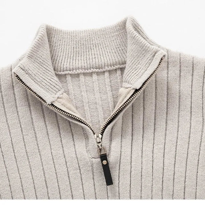 Lune London | Knit sweater with mock neck and half-zip - Elegant casual and professional look