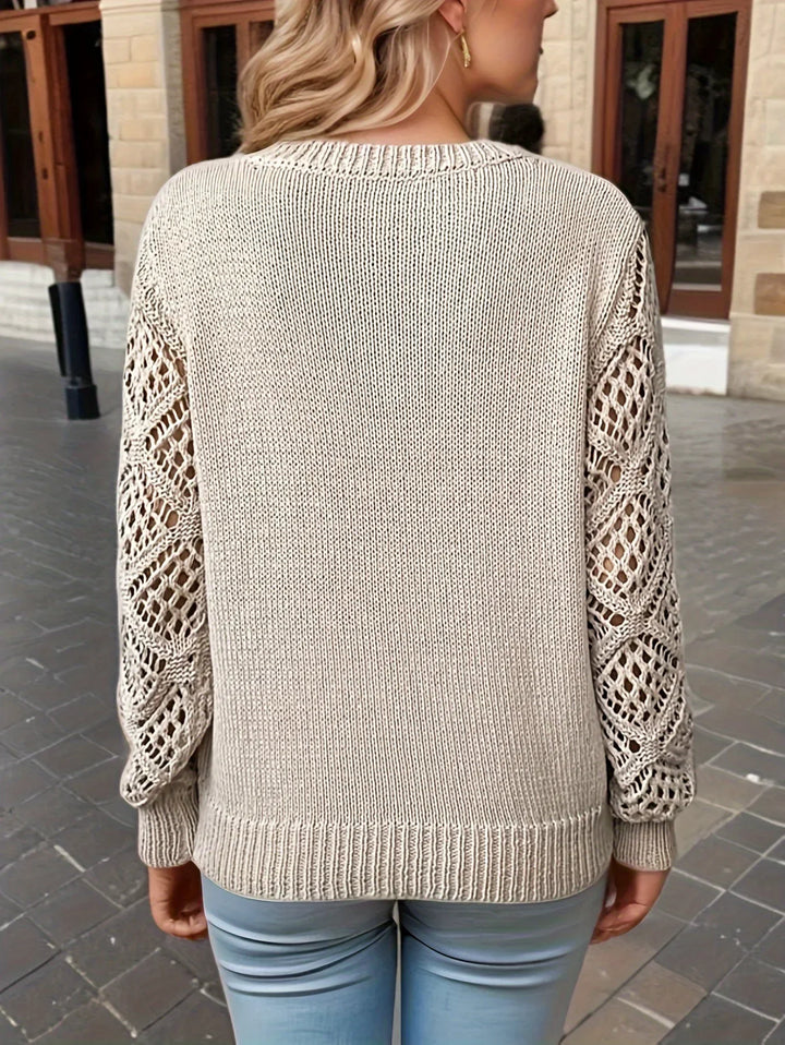 Lune London | Solid V Neck Knitted Sweater