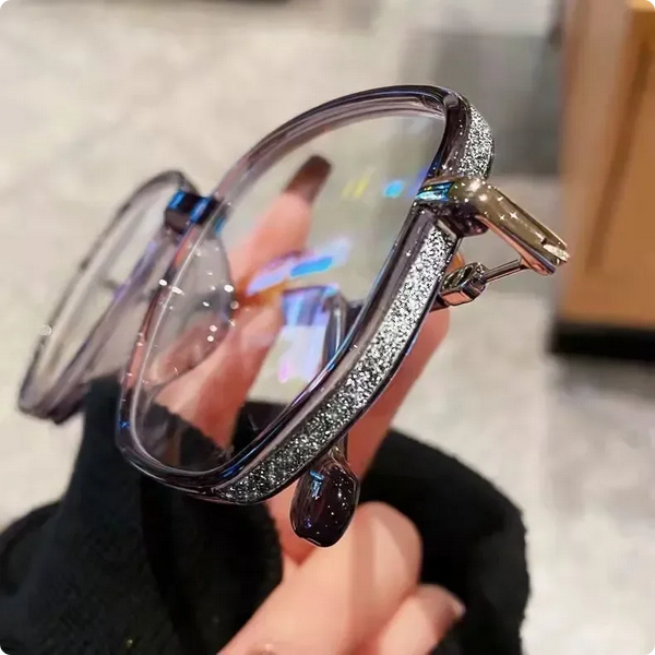 Women’s Luxurious Reading Glasses with Comfortable Fit & Timeless Design | Lune London