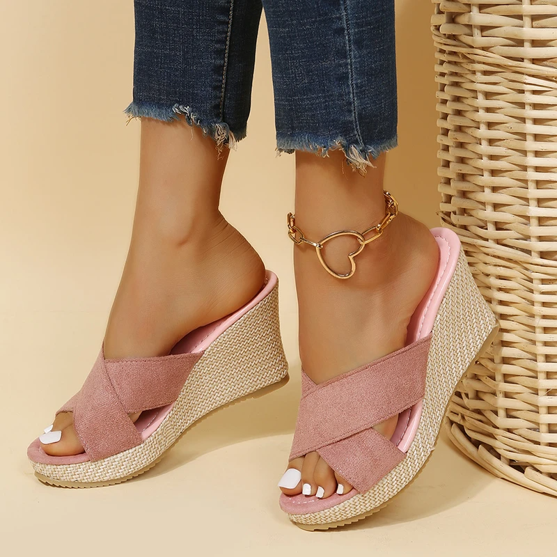 Lune London | Orthopedic Women's Sandals Design