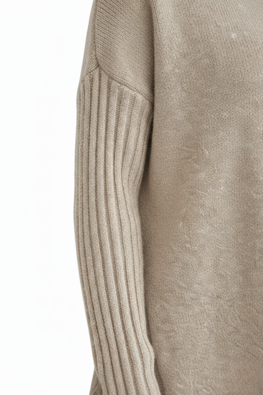 Lune London | Elegant long turtleneck sweater for women