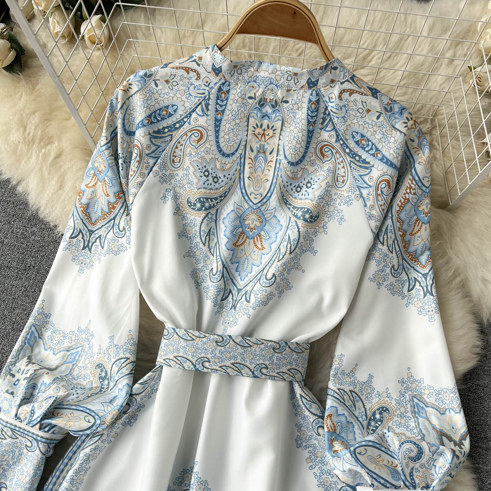 Lune London | A-Line Dress with Belt and Floral Pattern