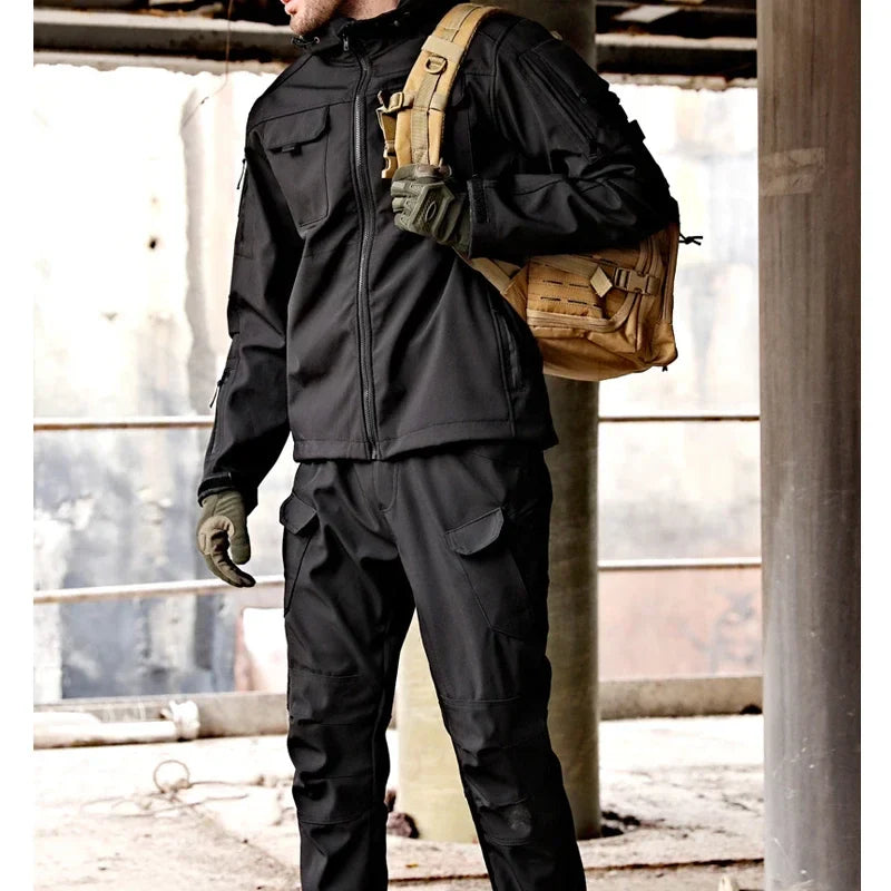 Lune London | Waterproof Thermal Suit with Multiple Pockets for Men