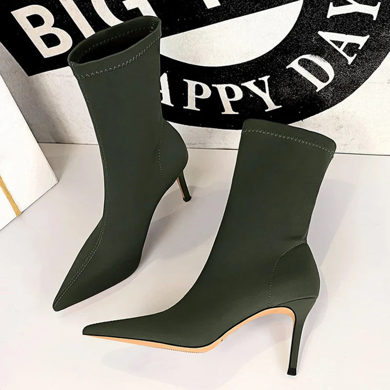 Lune London | Round socks soft heels