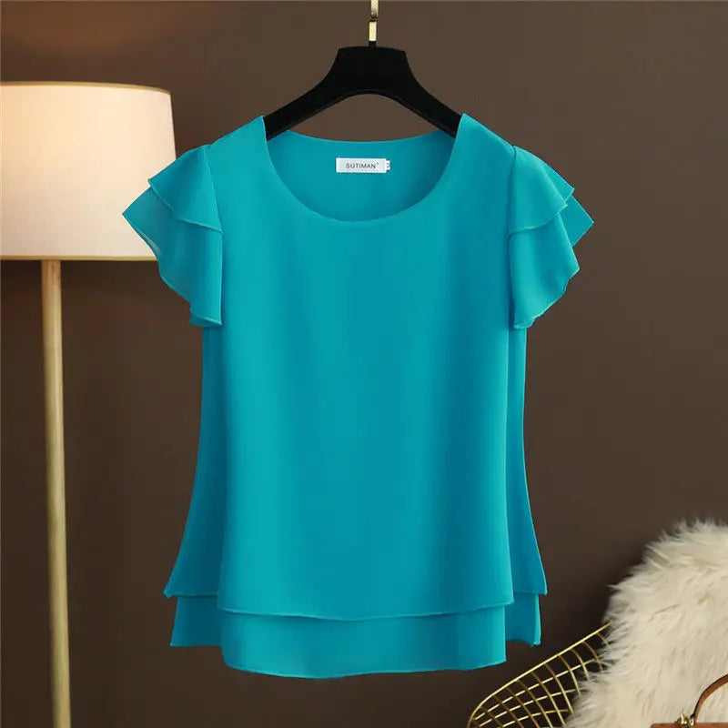 Lune London | Chiffon blouse with O-neck and short sleeves