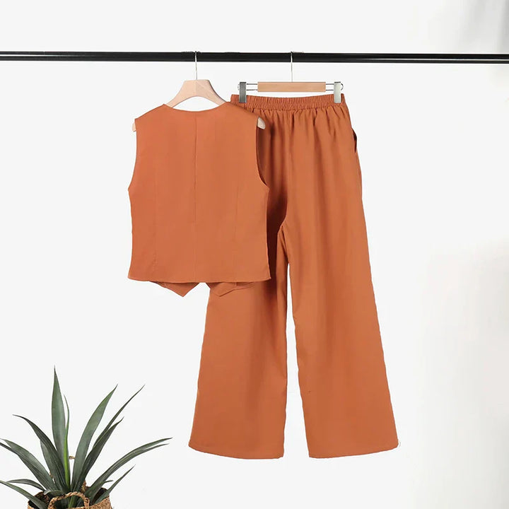 Lune London | Modern Set Elegant Sleeveless V-Neck Top and Wide Leg Trousers Women's Suit