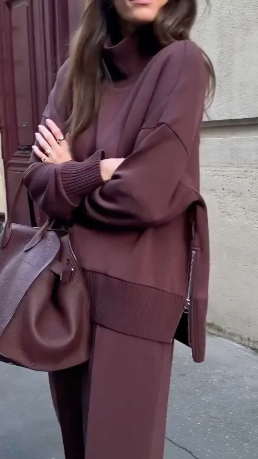 Lune London | Comfortable Women's Set with Structured Sweatshirt and Pants