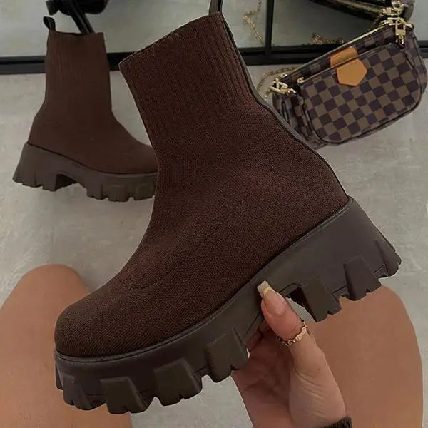 Lune London | Knitted ankle boots with trendy sole
