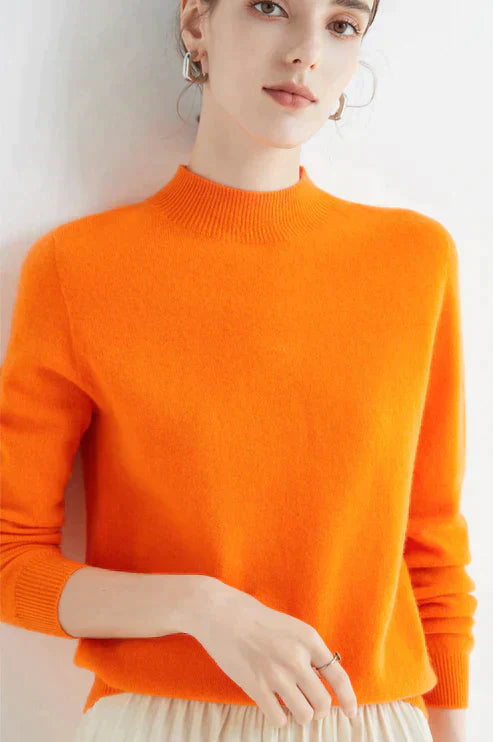 Lune London | Sweater for women - Timeless elegance in feather-light softness