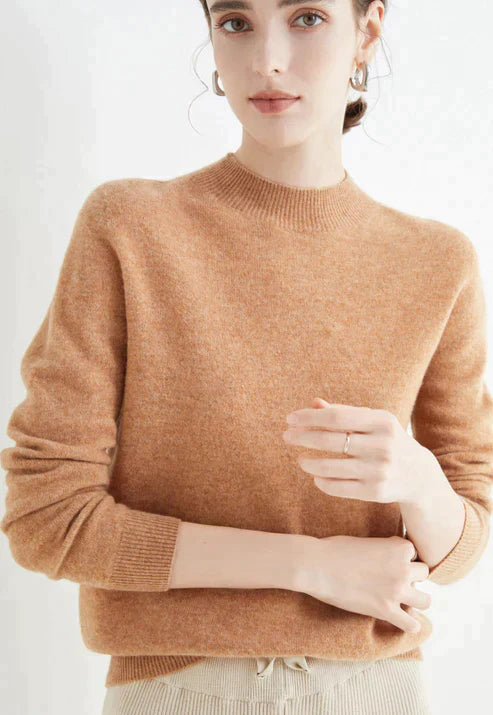 Lune London | Sweater for women - Timeless elegance in feather-light softness