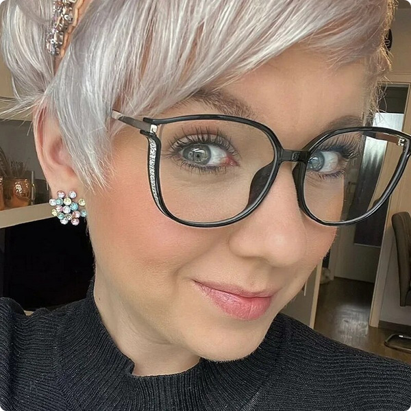 Women’s Luxurious Reading Glasses with Comfortable Fit & Timeless Design | Lune London