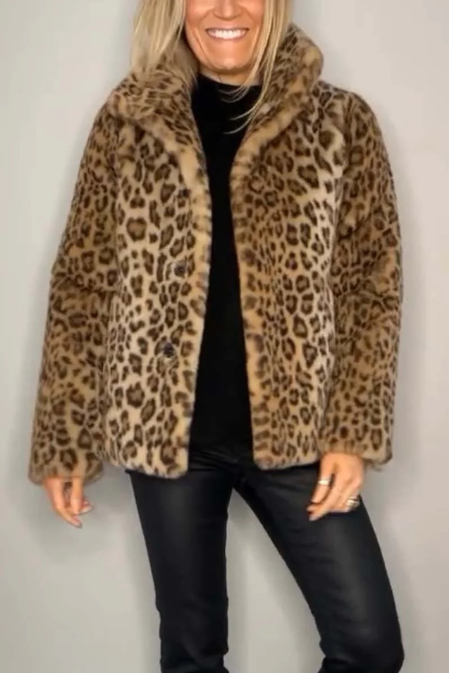 Lune London | Classic Ladies Winter Coat with Leopard Print