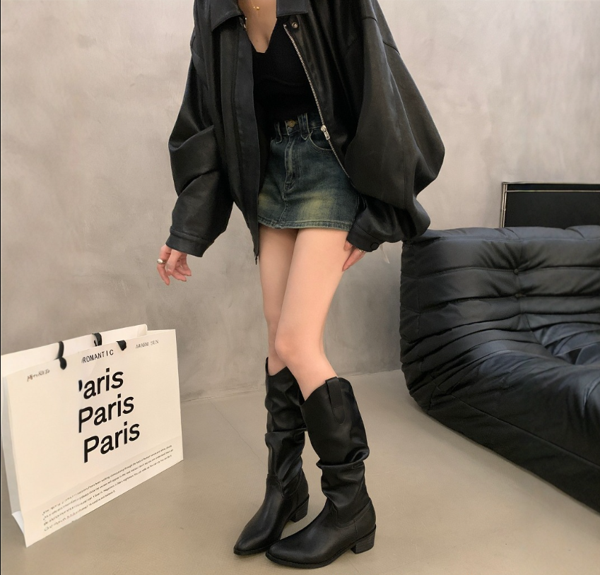 Lune London - Vintage Suede Boots with Ruffles