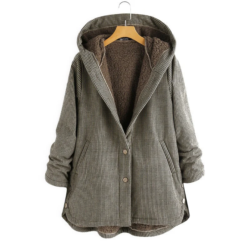 Lune London | modern short jacket with luxurious collar