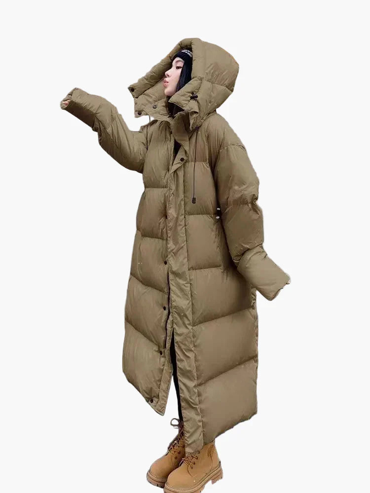 Lune London | Long down winter coat with hood - Casual winter coat for everyday and outdoor activities
