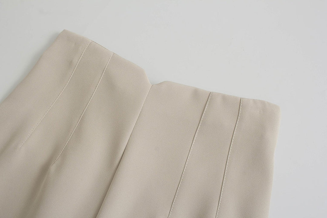 Lune London | Elegant Knitter-Free Pants for All Occasions