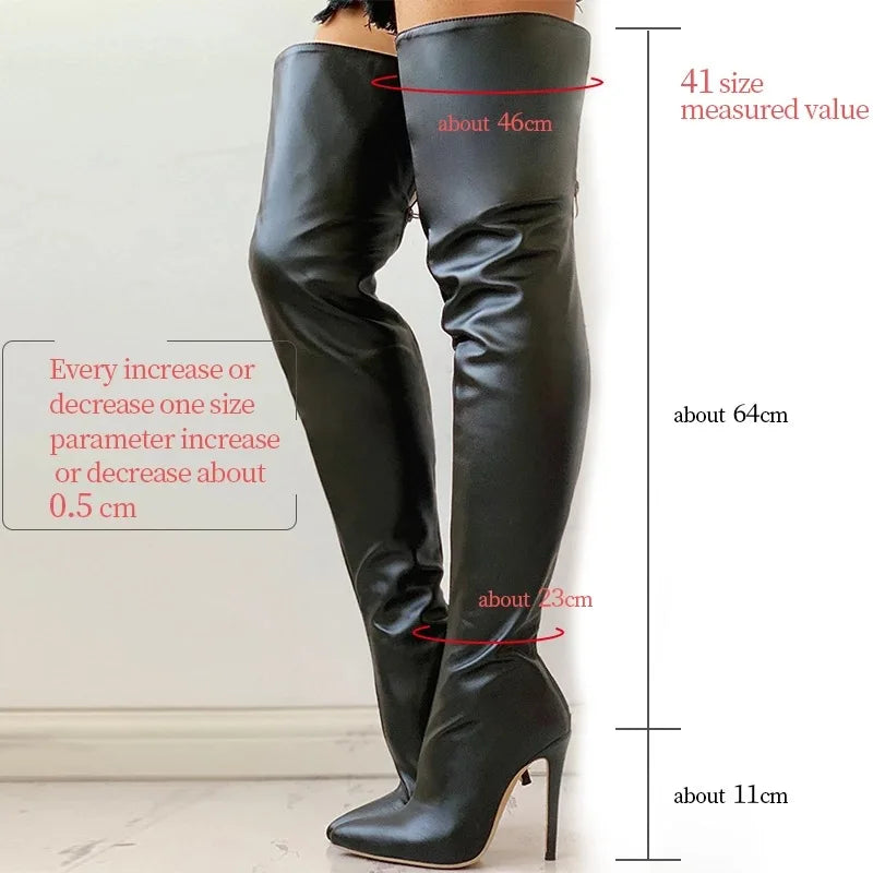Lune London | The knee-high heeled boots