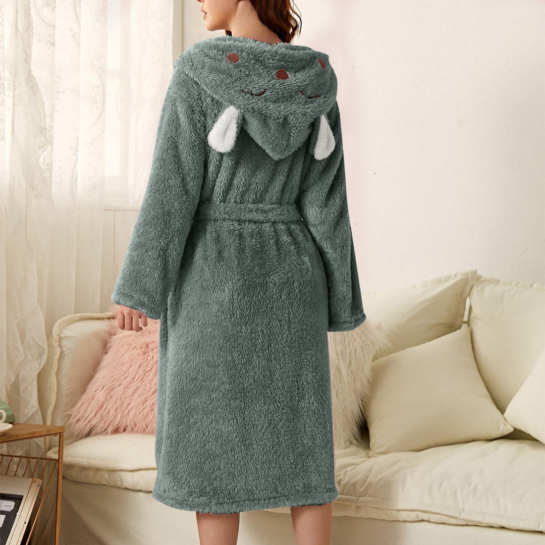 Lune London | Softer and More Comfortable Bathrobe for Women