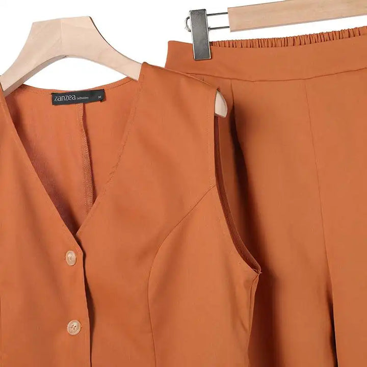 Lune London | Modern Set Elegant Sleeveless V-Neck Top and Wide Leg Trousers Women's Suit