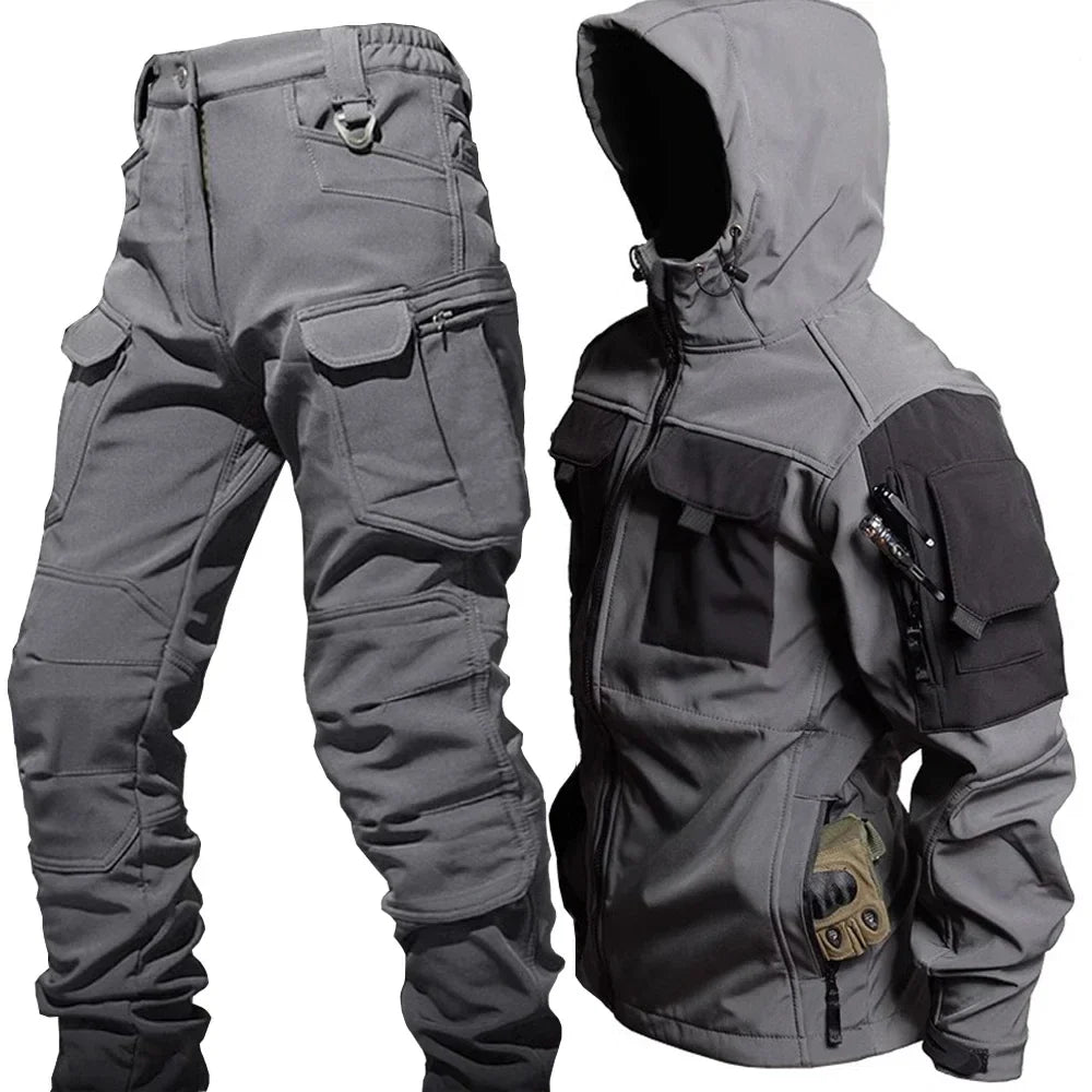 Lune London | Waterproof Thermal Suit with Multiple Pockets for Men