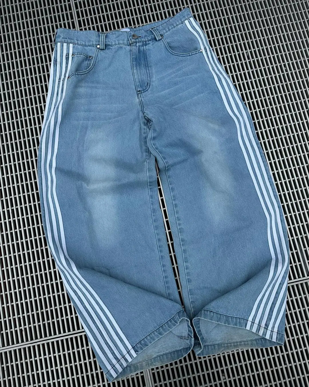 Men’s High-Waisted Baggy Jeans with Vintage Look for Everyday | Lune London