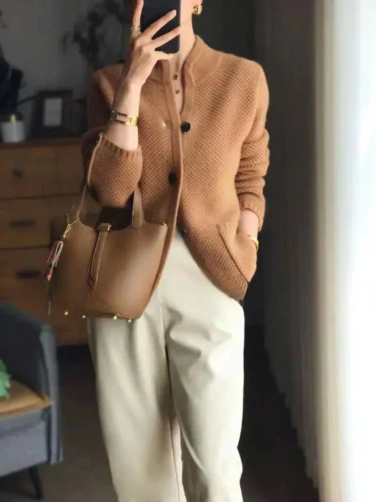 Lune London | Made of pure cashmere wool
