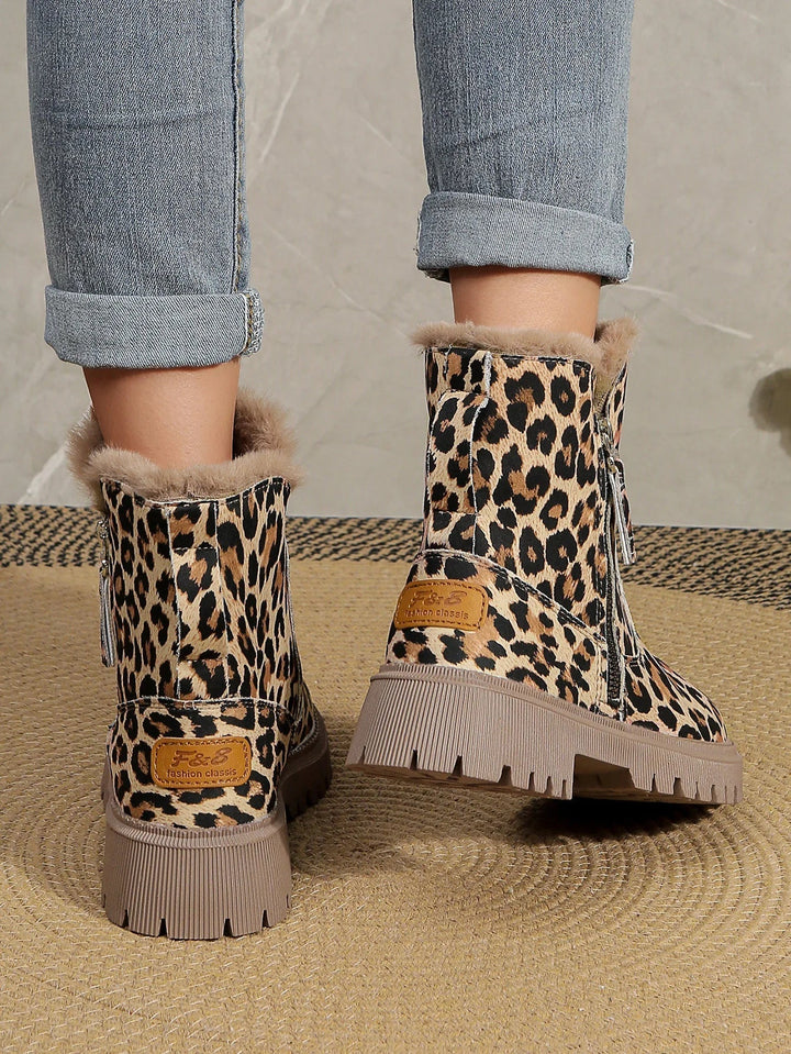 Lune London | Elegant Boots With Leopard Pattern