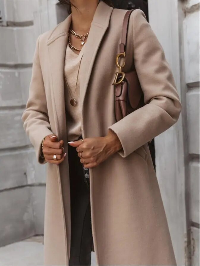 Lune London | Coat - Wool blend - Tailored fit - Button closure - Classic design