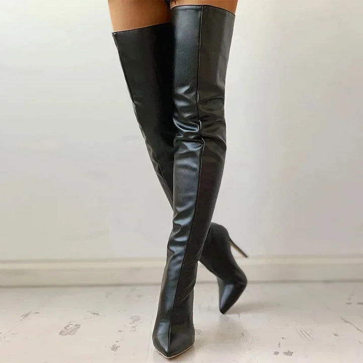 Lune London | The knee-high heeled boots