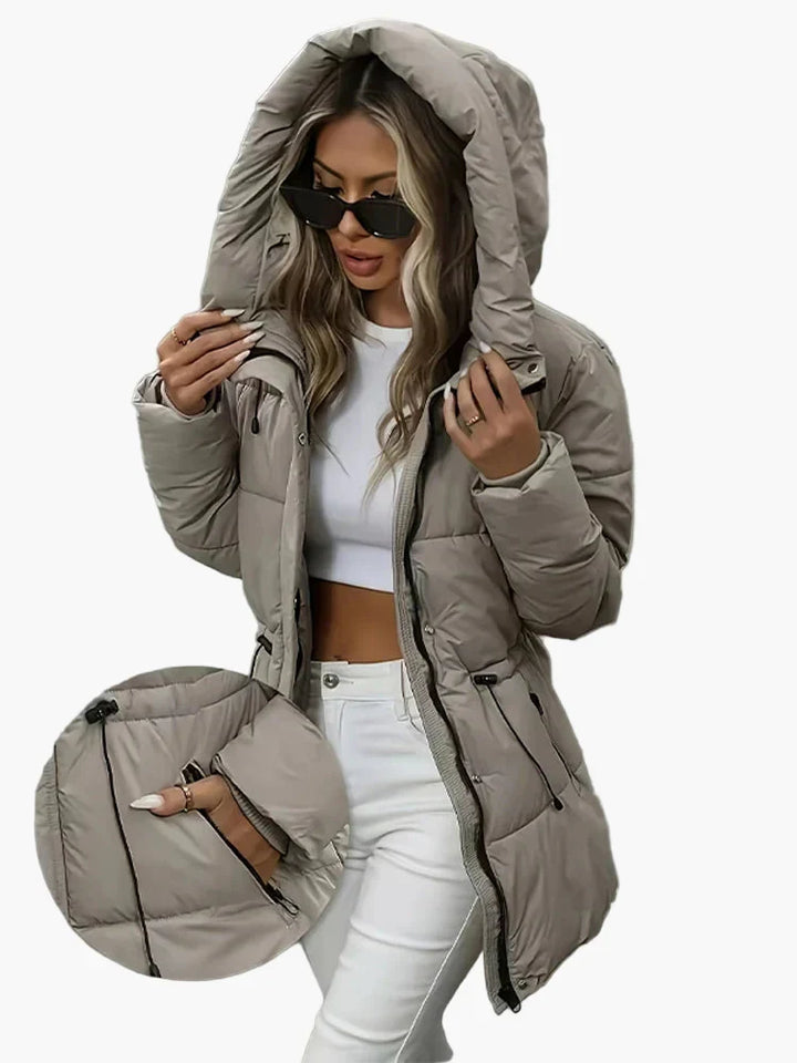 Lune London | Quilted winter jacket with hood - Elegant and warm coat for leisure and everyday use
