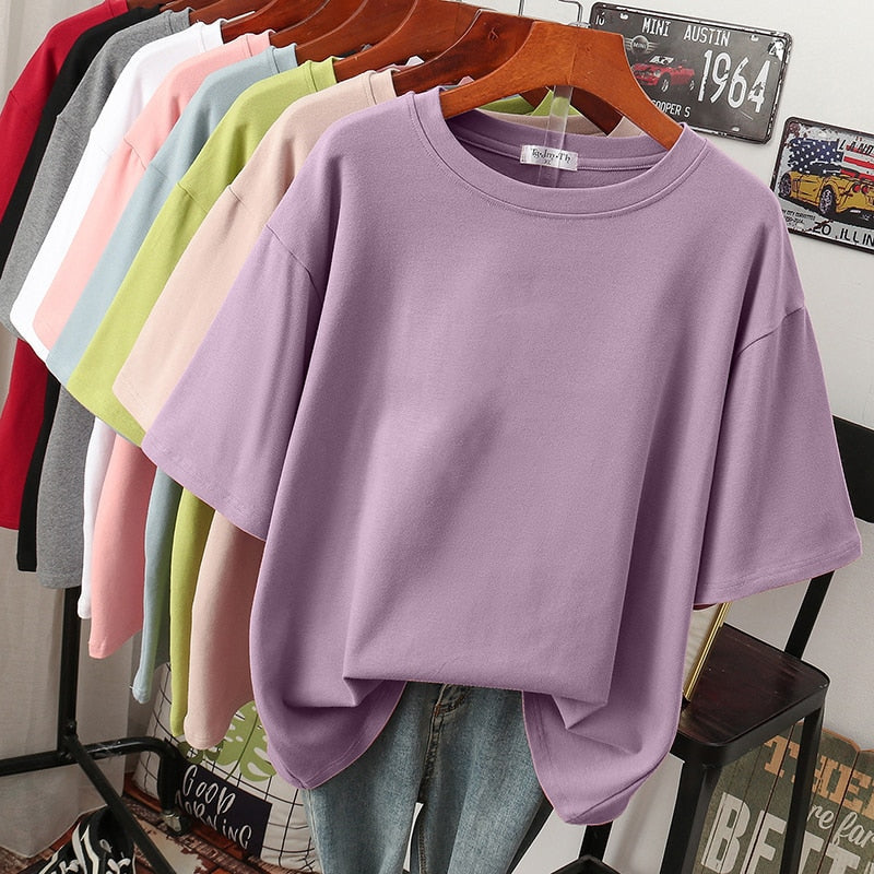 Lune London | Cozy Cotton Basic: Plus-Size T-Shirt for Women
