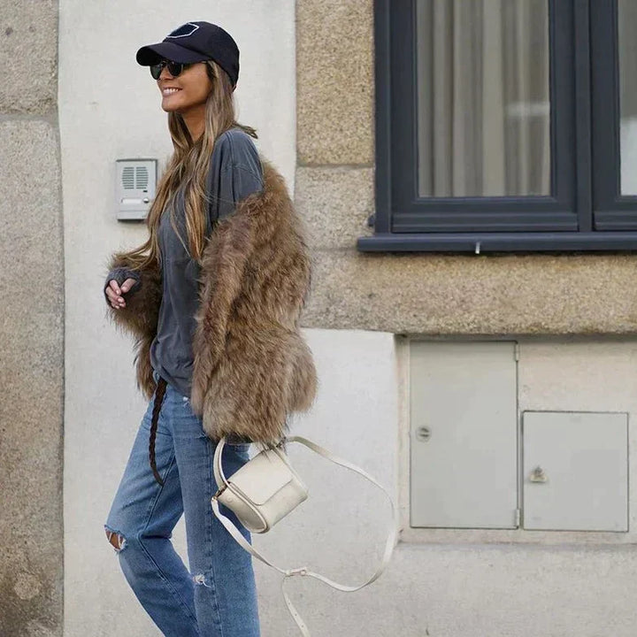 Lune London | Women's Cropped Jacket Made Of Faux Fur