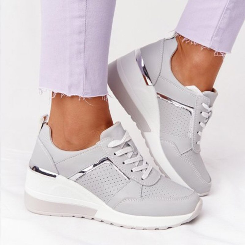 Lune London | Ergonomic Designer Sneaker for Women