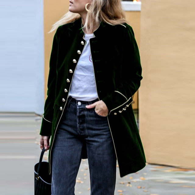 Chic Und Stil | Elegant and Versatile Winter Coat