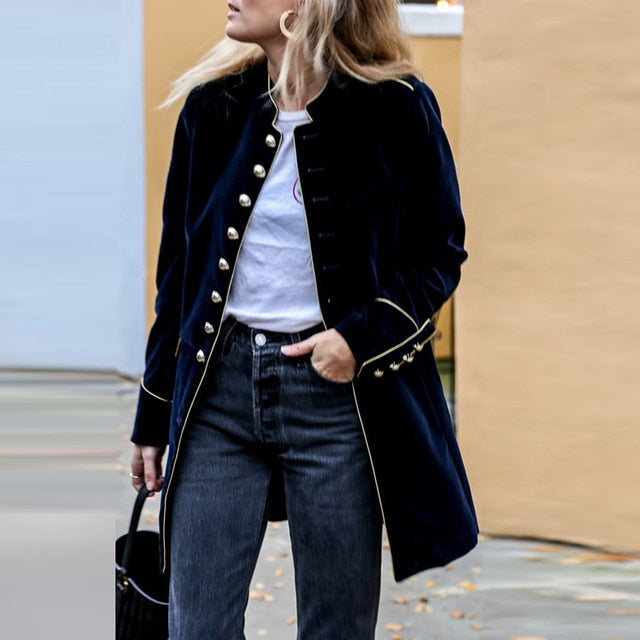 Chic Und Stil | Elegant and Versatile Winter Coat