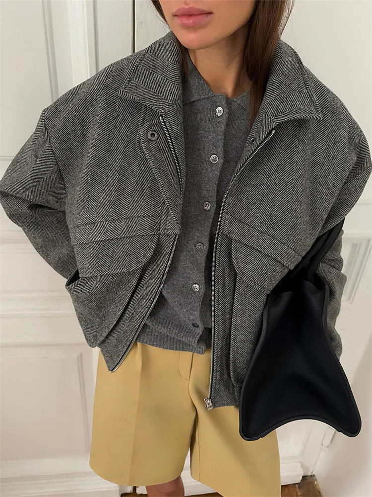 Lune London | Autumn coat - Elegant and comfortable high-waisted coat with zipper for cooler days