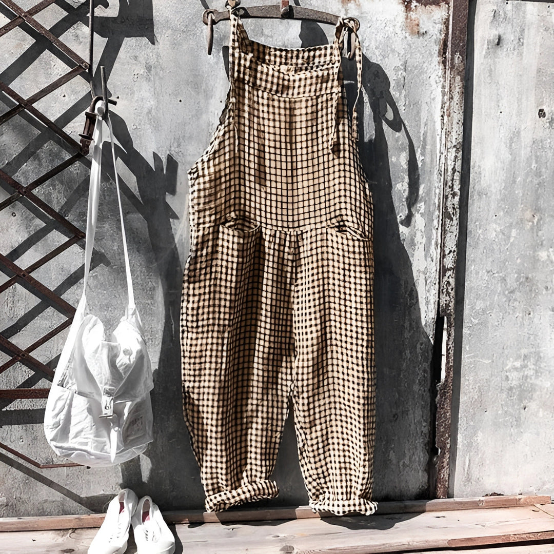Chic Und Stil | White Vintage Overalls Unisex Adjustable with Pockets