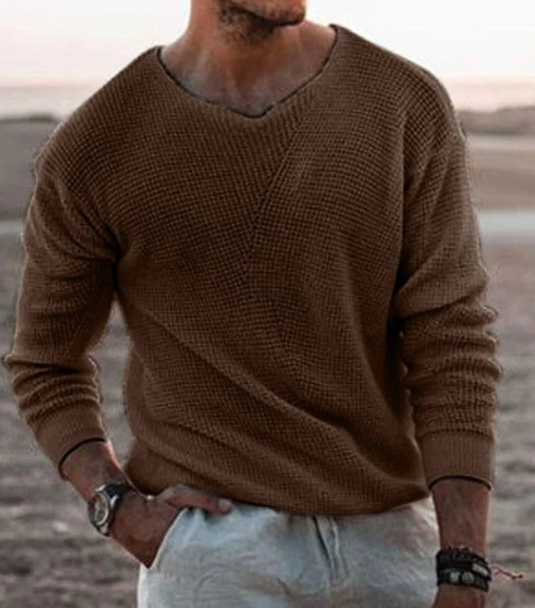 Chic Und Stil | White V-Neck Sweater Lightweight & Breathable