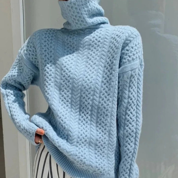 Lune London | Classic Turtleneck Sweater - Figure-Hugging Winter Comfort