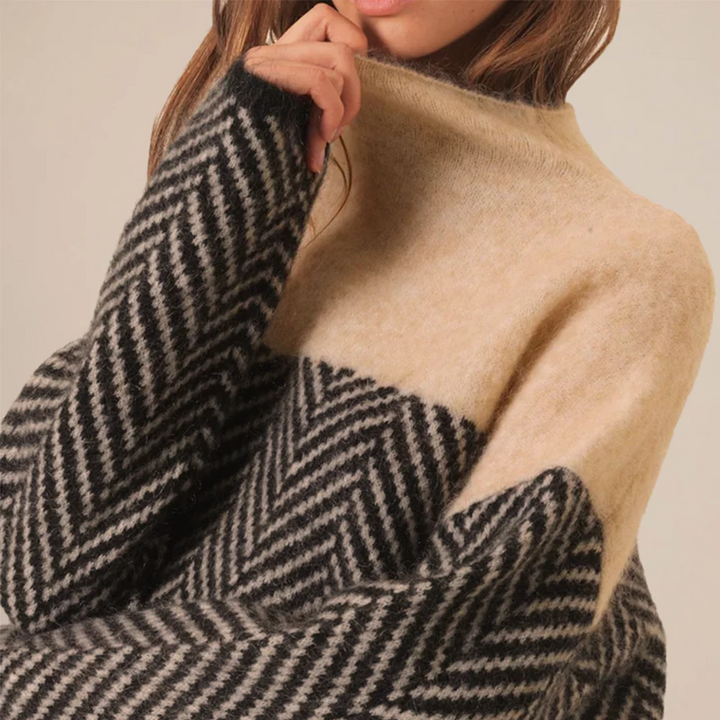 Lune London | Sweater Soft Cashmere Turtleneck Sweater