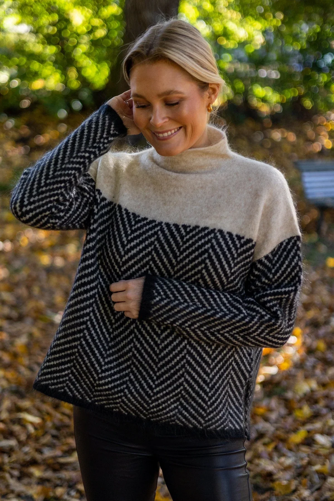Lune London | Sweater Soft Cashmere Turtleneck Sweater