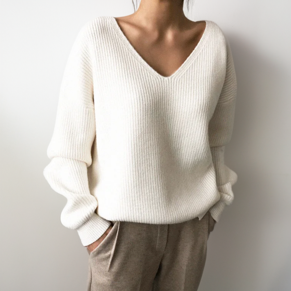 Lune London | Comfortable V-Neck Sweater