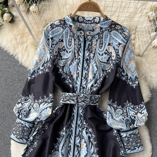 Lune London | A-Line Dress with Belt and Floral Pattern