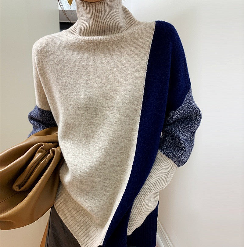 Lune London | Turtleneck in a Contrasting Color