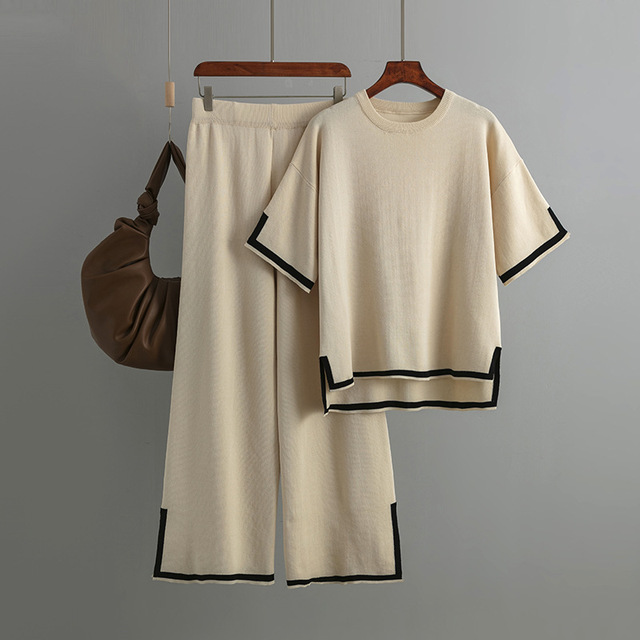 Lune London | Two-Piece Korean Outfits Made of Light, Stretchy and Soft Material