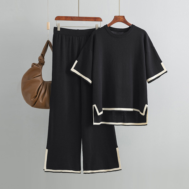 Lune London | Two-Piece Korean Outfits Made of Light, Stretchy and Soft Material